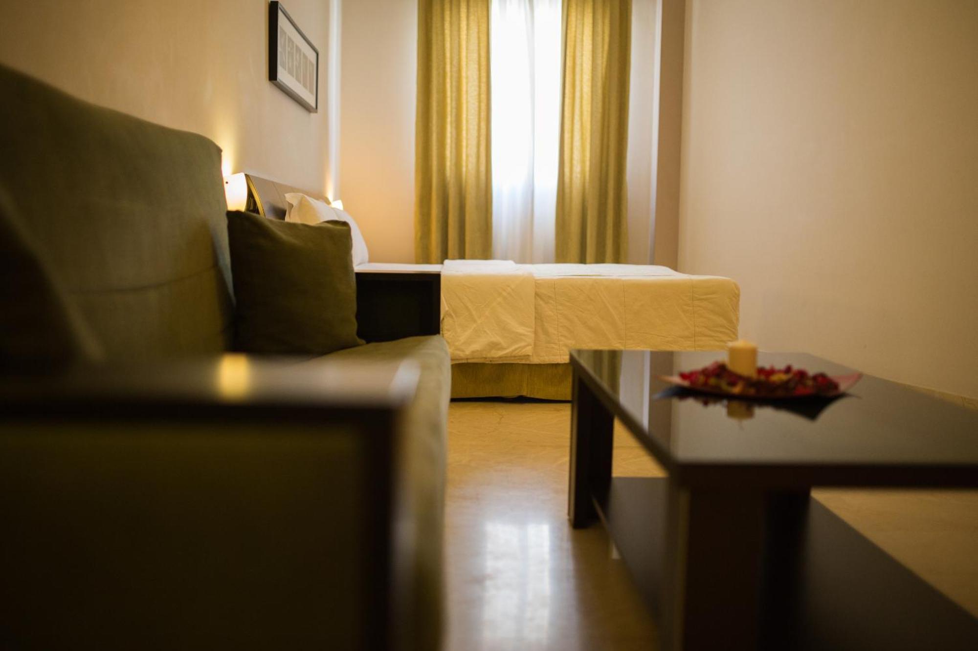 Hostal Albero By Eme Hoteles Sanlúcar la Mayor Eksteriør billede