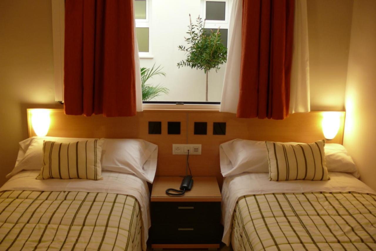 Hostal Albero By Eme Hoteles Sanlúcar la Mayor Eksteriør billede